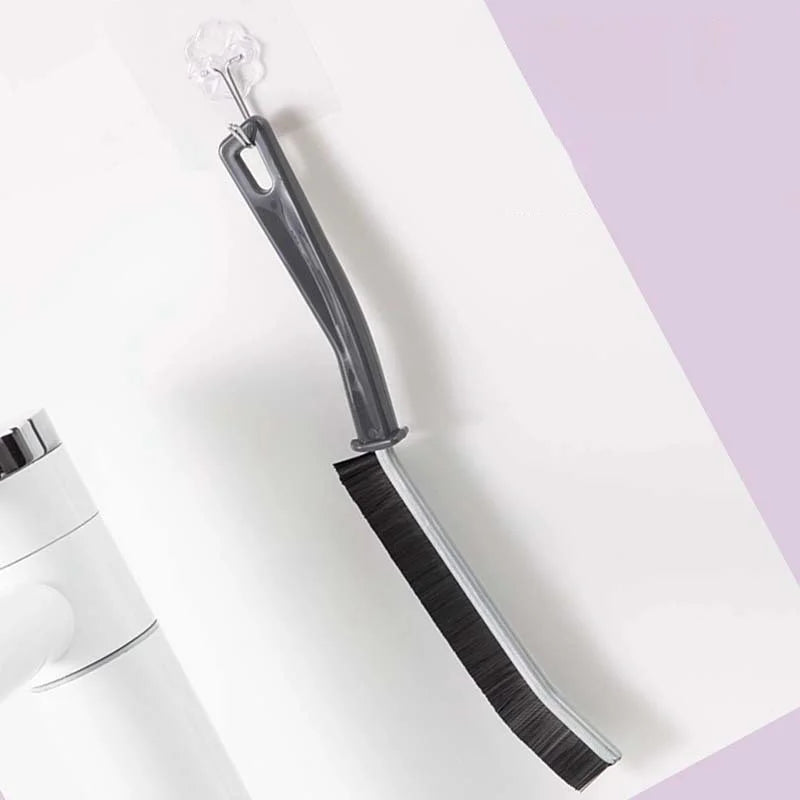 クリーニングブラシ – アクセスが難しい場所の徹底的な清掃のために