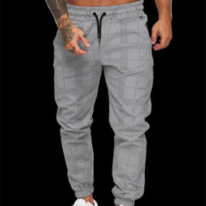 Plaid pants for men: elegance and comfort 